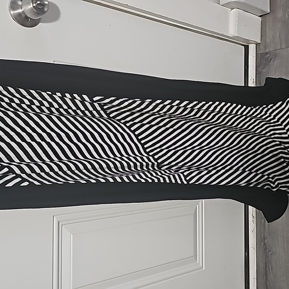 Ann Taylor dress 2 x great pre-owned condition - Picture 3 of 8